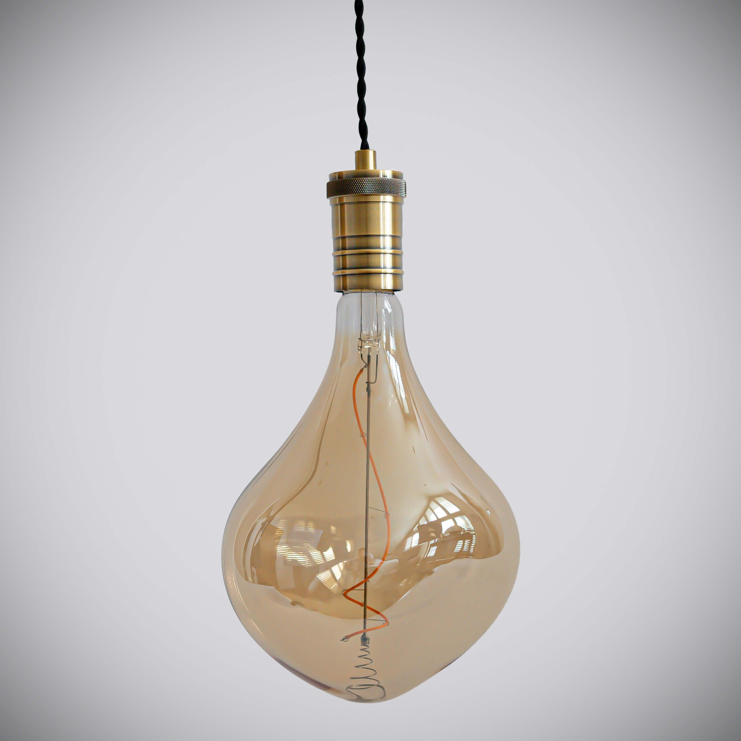 antique bronze pendant light with straight cable and céleste bulb off