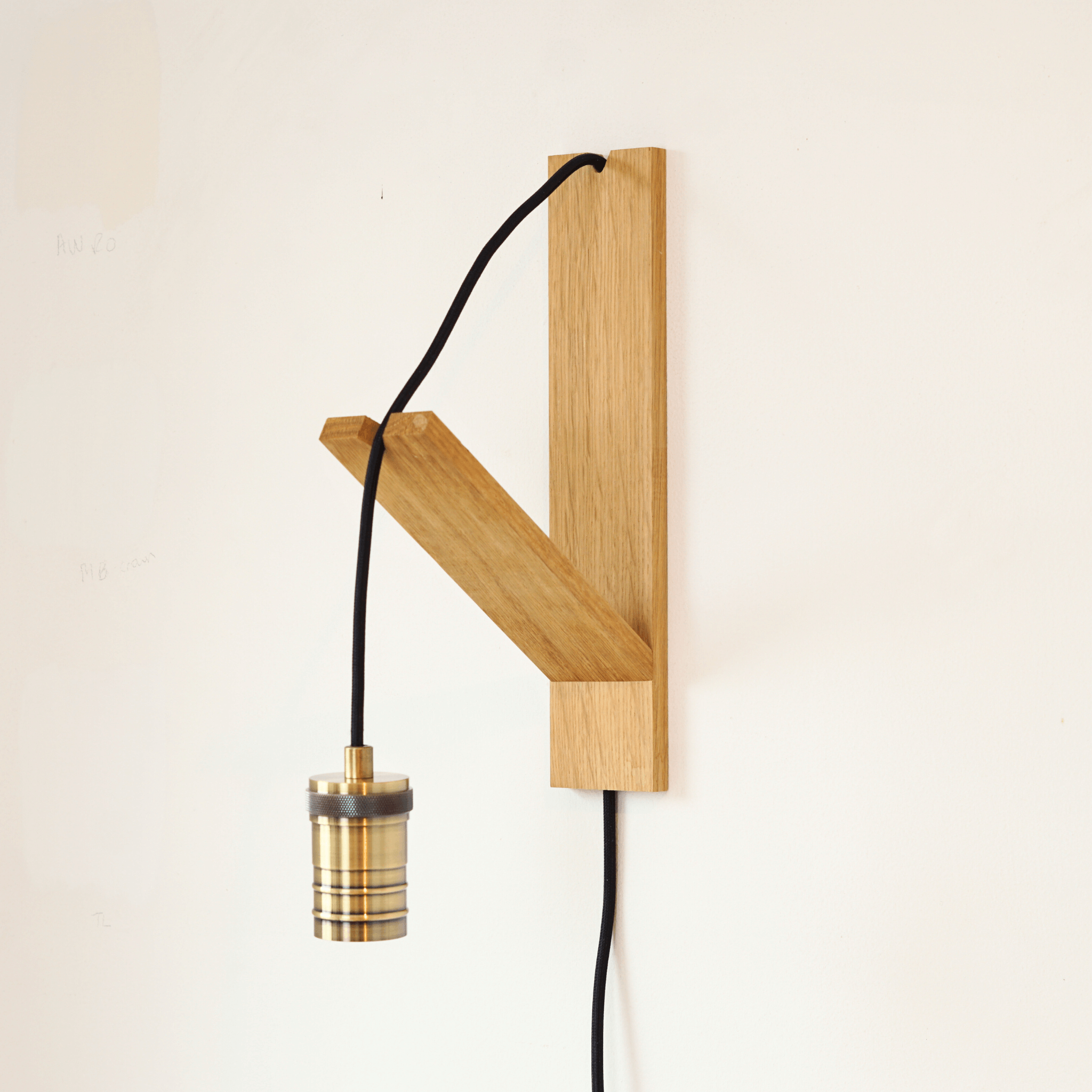 bronze plug in hanging wall light straight cable