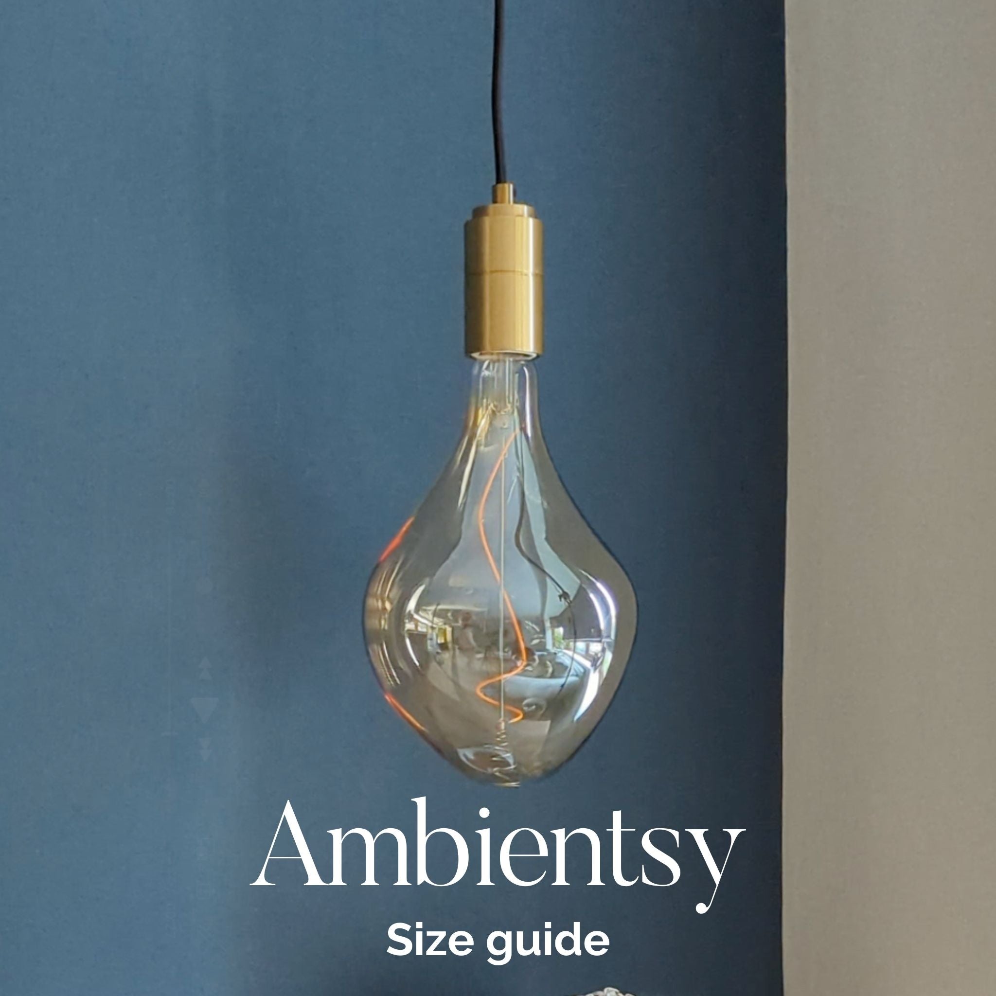 video showing the real size of the céleste decorative light bulb all-groups